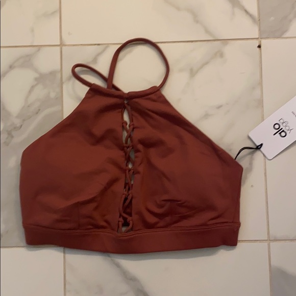 ALO Yoga Other - NWT Ali Sports bra